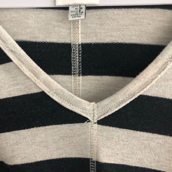 Amuse‎ Society Black V-Neck Striped Long Sleeve Top - Picture 5 of 10